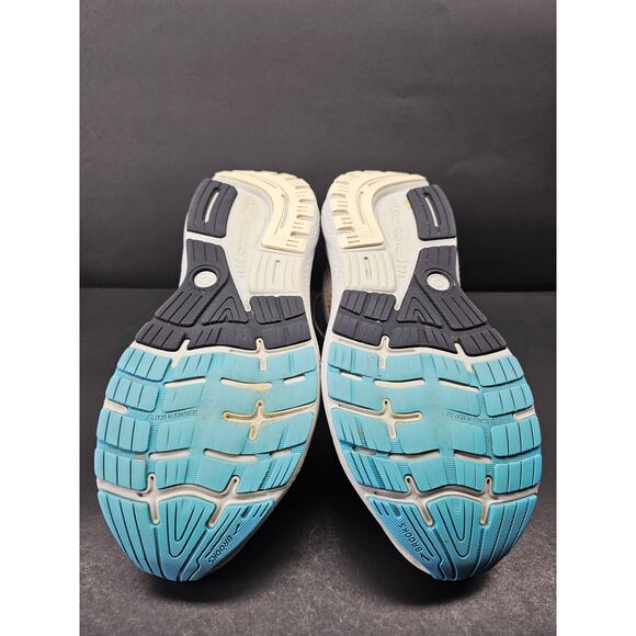 Brooks Men 8.5 Comfy footwear - Picture 8 of 11